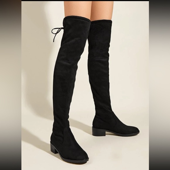 Over the knee boots in Black - Picture 2 of 4